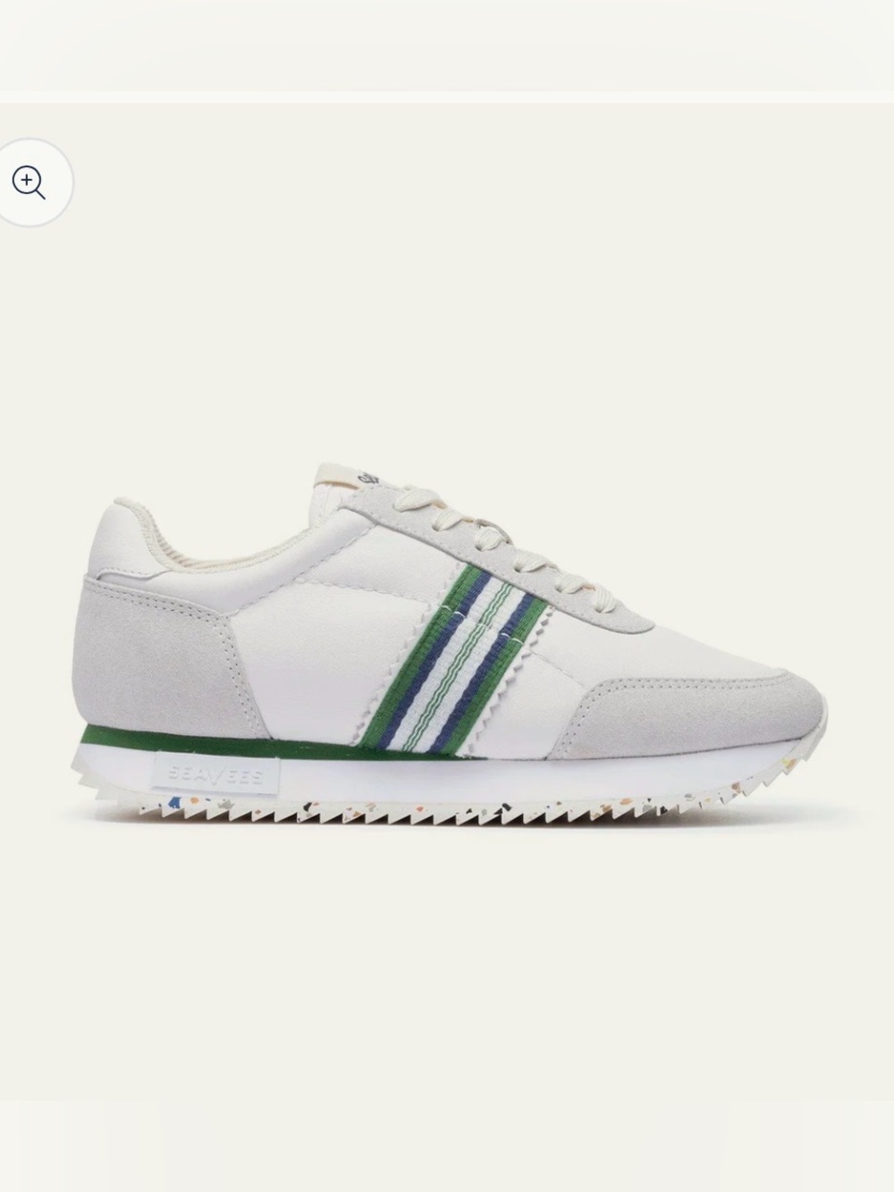 SeaVees Royal Runner in the "Champion White"